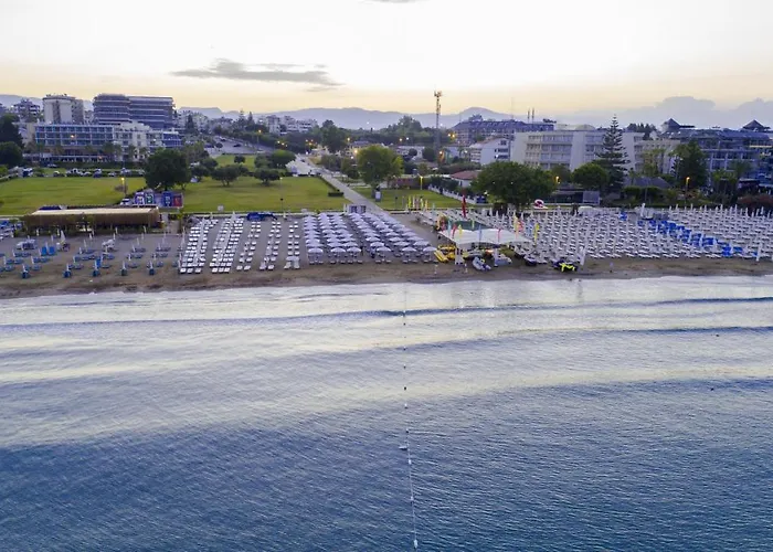 Ξενοδοχείο Alexia & (adults Only) 5*